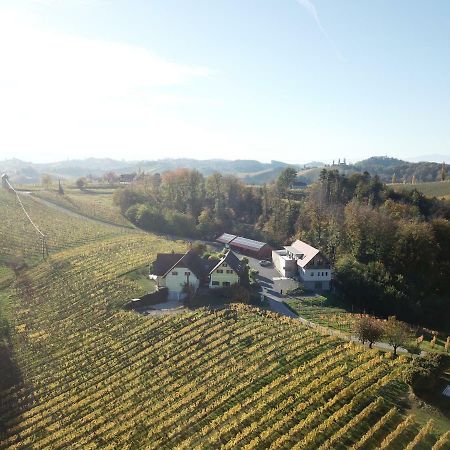 Weingut Schwarzl Bed and Breakfast Ratsch an der Weinstraße Εξωτερικό φωτογραφία